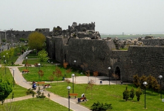 Diyarbakır City Guide