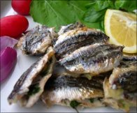 FRIED BRISLINGS OR SPRATS